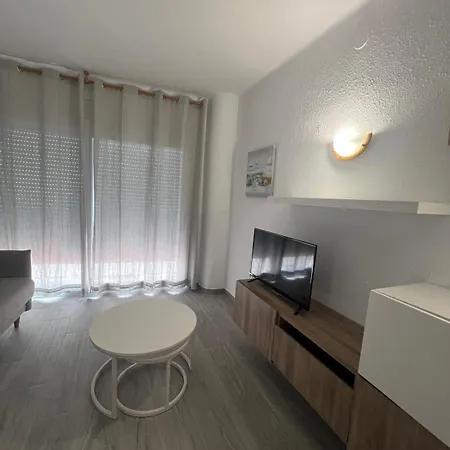 Apartment Bonito En El Centro De Av-77 Roses